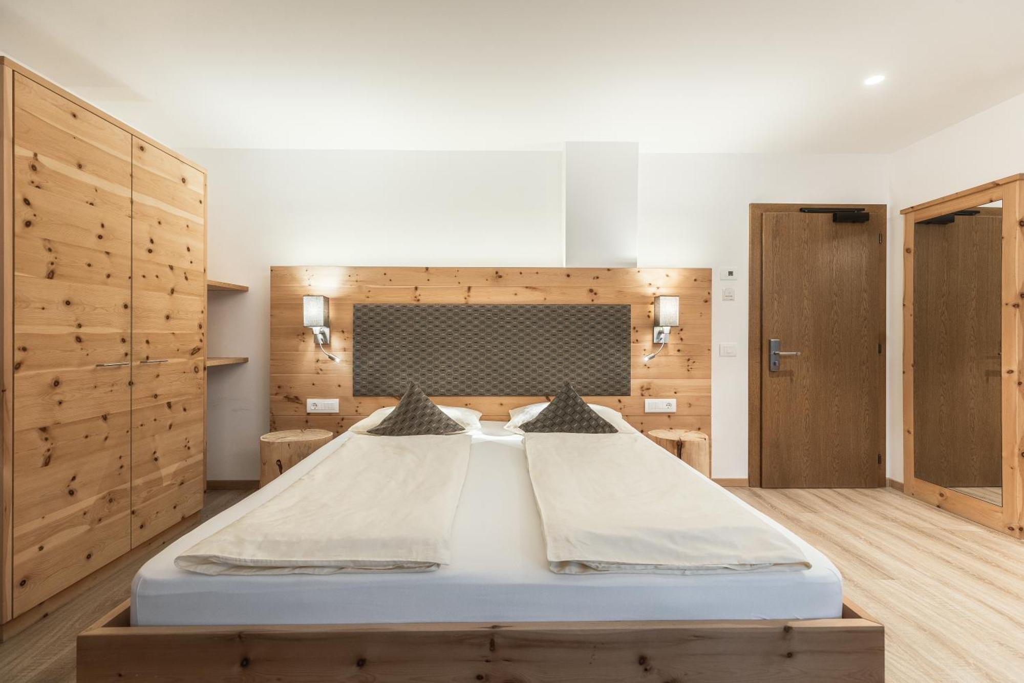 Hotel La Pineta Σέλβα ντι Βαλ Γκαρντένα Δωμάτιο φωτογραφία