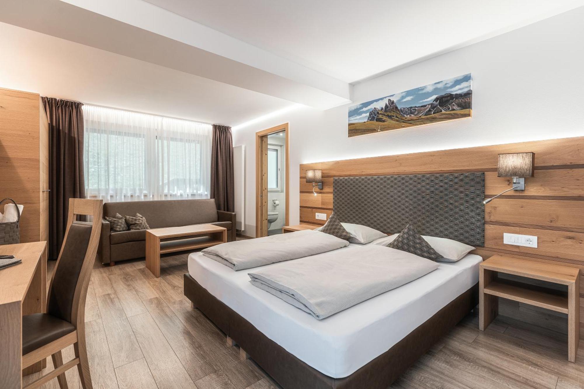 Hotel La Pineta Σέλβα ντι Βαλ Γκαρντένα Εξωτερικό φωτογραφία